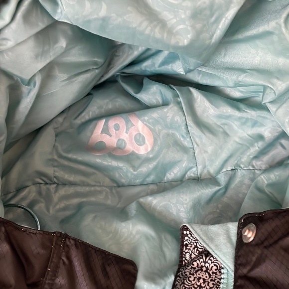 NWT 686 ACC Vagabond women’s black snowboard ski down jacket, size M. - Picture 13 of 15